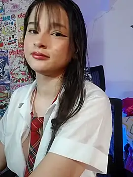 Jasmineloki online show from April 2026 10:07:01 PM