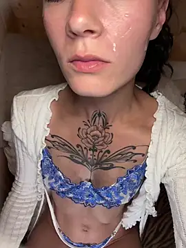 dein traumchen online show from May 2026 10:17:01 PM