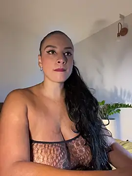 Lena-Williamss online show from July 2026 02:55:01 AM