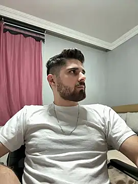 berke3424 online show from February 2026 12:53:01 AM