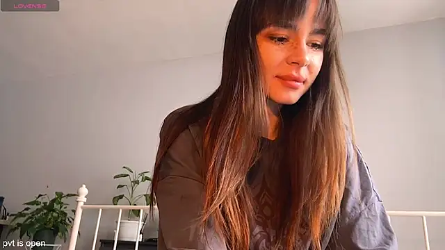 xx lily online show from March 2026 01:28:01 PM