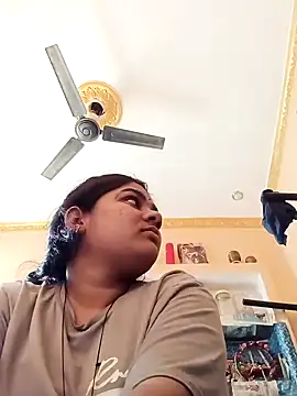 Snapshot of Big-figar chatting on December 2025 09:59:01 AM Big-figar online show from December 2025 09:59:01 AM