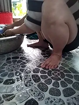 Snapshot of thoconxx chatting on December 2025 11:53:01 PM thoconxx online show from December 2025 11:53:01 PM