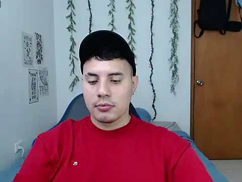 Snapshot of ENZO444_ chatting on December 2025 05:24:01 AM ENZO444 online show from December 2025 05:24:01 AM