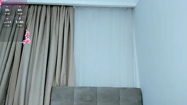 Mia Carmin online show from March 2026 01:33:02 AM