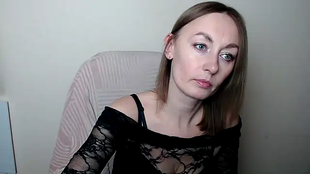 LiaSeass  online show from March 2026 11:59:02 AM