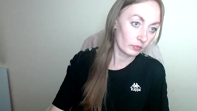 LiaSeass  online show from May 2026 11:59:02 AM
