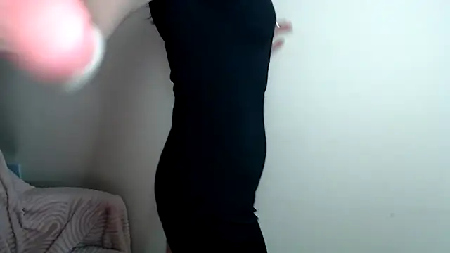 LiaSeass  online show from May 2026 12:55:02 PM