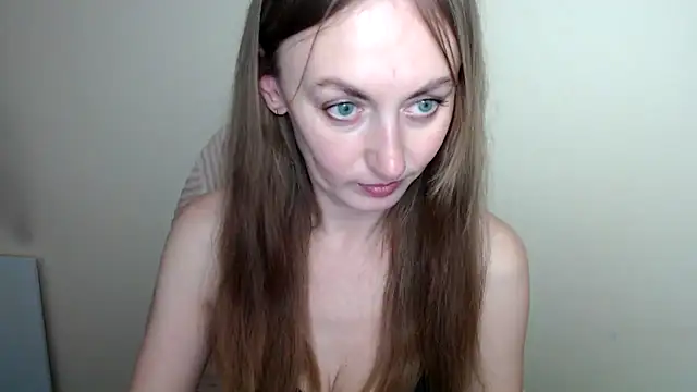 LiaSeass  online show from May 2026 11:15:02 AM