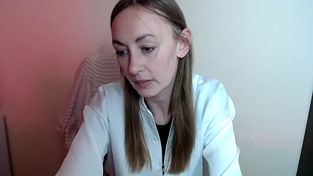 LiaSeass  online show from July 2026 12:55:01 PM