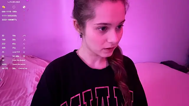 Snapshot of MiaBlanko chatting on February 2026 09:16:02 AM MiaBlanko online show from February 2026 09:16:02 AM