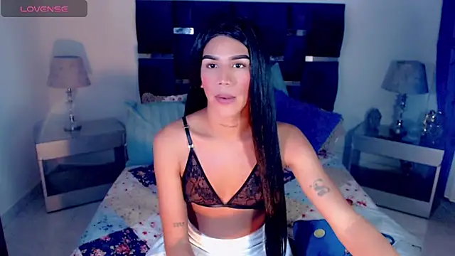 danielaacostats online show from December 2025 10:15:02 PM