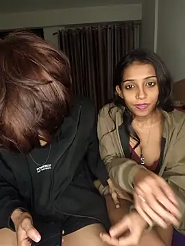 Night Moon2 online show from December 2025 11:33:02 PM