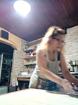cari75 online show from April 2026 06:25:01 PM