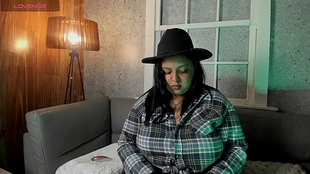 EVANGELIINE 21 online show from January 2026 07:05:02 PM