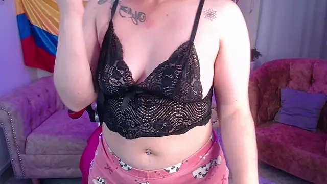 amanda rousee online show from July 2026 10:21:02 AM