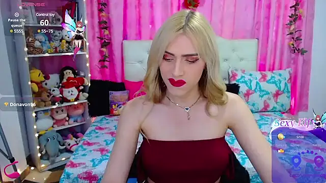 Snapshot of golden_girl01 chatting on January 2025 06:16:02 PM golden girl01 online show from January 2025 06:16:02 PM