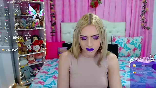 Snapshot of golden_girl01 chatting on February 2025 10:21:02 PM golden girl01 online show from February 2025 10:21:02 PM