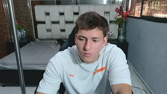 Marcus Fits online show from December 2025 07:07:01 PM