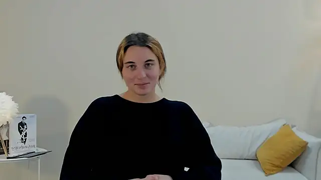 VeniceMostrom online show from December 2025 01:16:02 PM