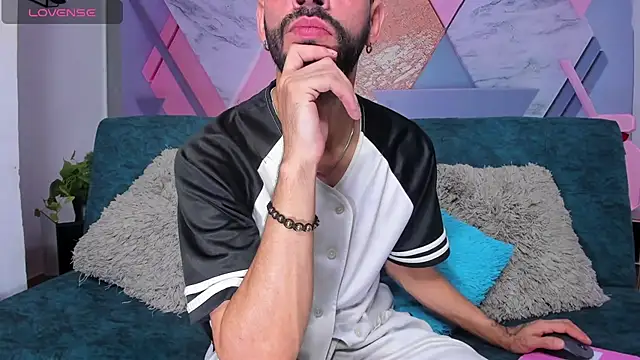 arcangel harris online show from December 2025 11:39:02 AM