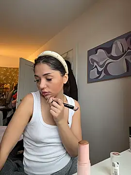 SilkyMira online show from February 2026 10:19:01 AM