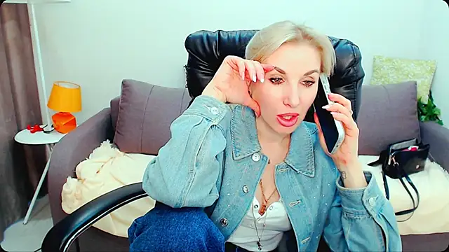 Hanna--Sweet online show from April 2026 11:16:02 AM