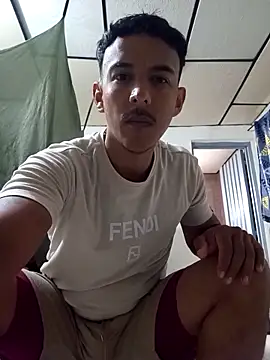 Snapshot of Marshallbronnxx chatting on February 2026 08:18:02 PM Marshallbronnxx online show from February 2026 08:18:02 PM