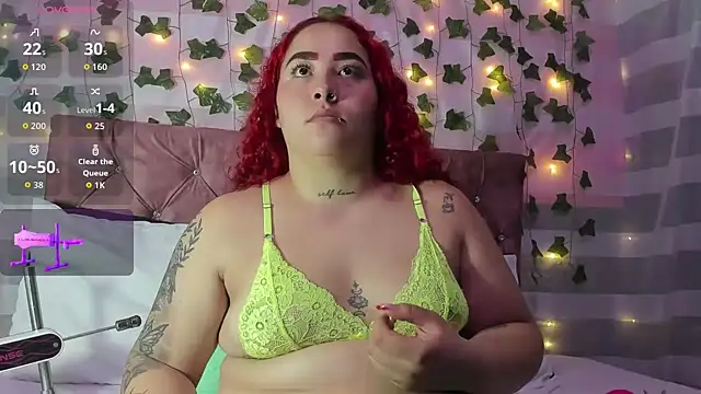 Ayla-marttinez online show from May 2026 01:47:02 AM