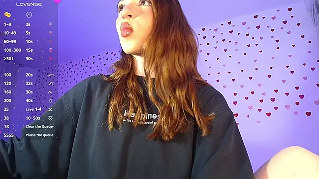 Snapshot of alina_lee chatting on February 2026 02:12:02 AM alina lee online show from February 2026 02:12:02 AM