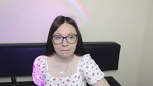 LiliaErmi online show from June 2026 06:49:01 AM
