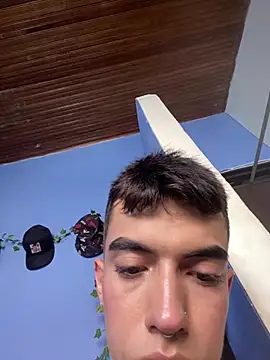 Juan Gomezz26 online show from March 2026 08:14:01 PM