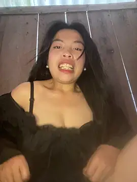 lux-su online show from April 2026 07:03:01 AM