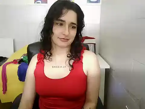 caramel-hotty online show from December 2025 10:58:01 PM