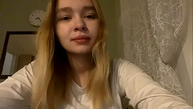 Snapshot of Leifuture chatting on January 2026 01:22:02 AM Leifuture online show from January 2026 01:22:02 AM