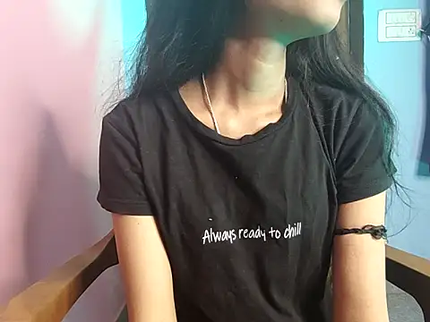 Maira 00 online show from December 2025 06:51:01 AM