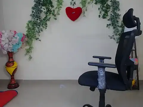 Shy nivi online show from April 2026 02:55:02 PM