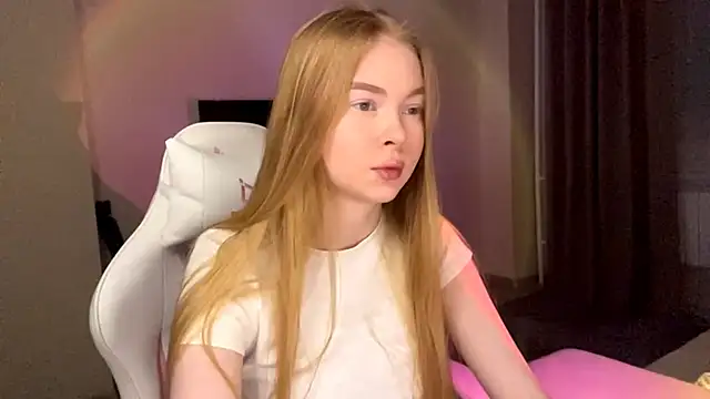 LumiSun online show from February 2026 07:10:01 PM