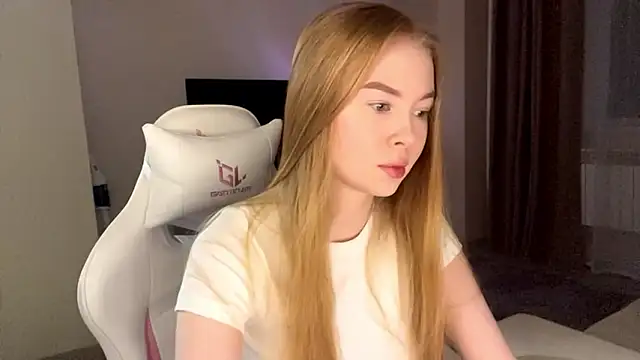 LumiSun online show from March 2026 08:15:01 PM