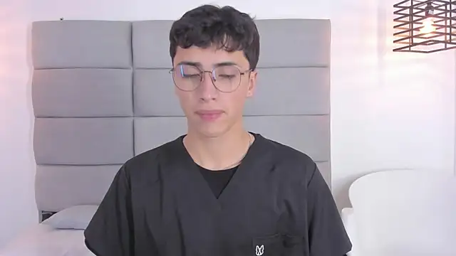 JoshClaarktt online show from February 2026 03:37:01 AM