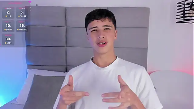 JoshClaarktt online show from May 2026 04:08:01 AM