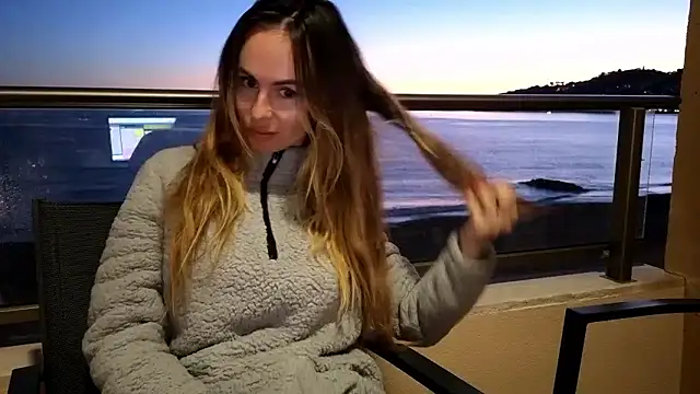 LeMilf online show from January 2026 05:51:02 PM