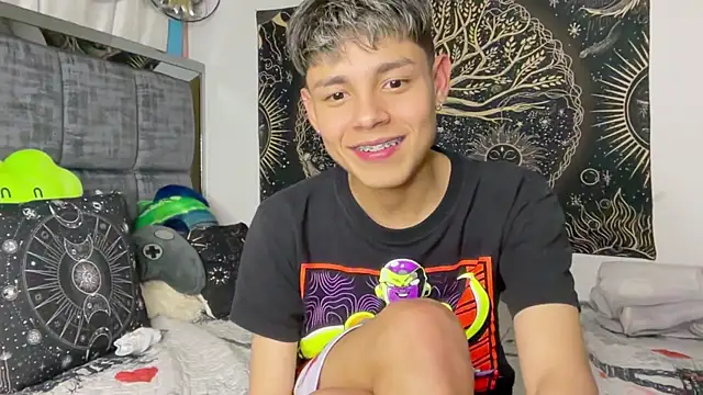 Snapshot of Andy_Belier23 chatting on January 2026 12:59:01 AM Andy Belier23 online show from January 2026 12:59:01 AM