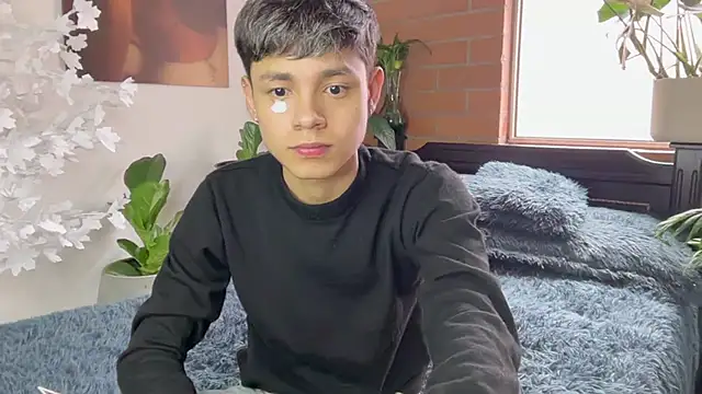 Snapshot of Andy_Belier23 chatting on February 2026 02:33:01 PM Andy Belier23 online show from February 2026 02:33:01 PM