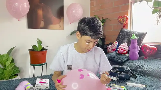 Snapshot of Andy_Belier23 chatting on February 2026 04:04:02 PM Andy Belier23 online show from February 2026 04:04:02 PM