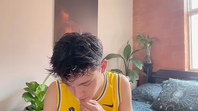 Snapshot of Andy_Belier23 chatting on February 2026 03:10:01 PM Andy Belier23 online show from February 2026 03:10:01 PM