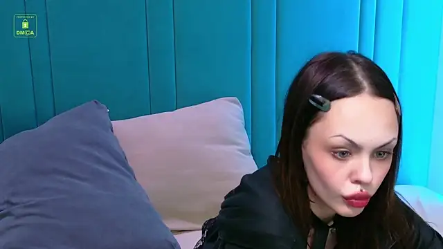 Snapshot of MonicaHoffman chatting on December 2025 03:40:02 PM MonicaHoffman online show from December 2025 03:40:02 PM