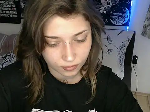 AlienforTwenty online show from February 2026 10:23:02 AM