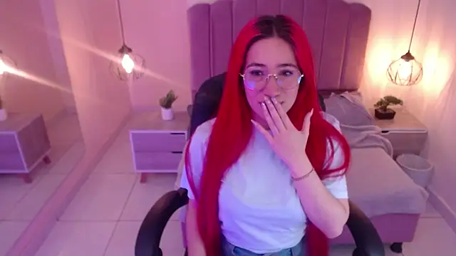 Snapshot of Celestee15_ chatting on December 2025 11:48:02 AM Celestee15 online show from December 2025 11:48:02 AM