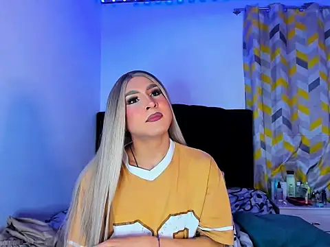 georgiina giio online show from December 2025 10:51:03 PM